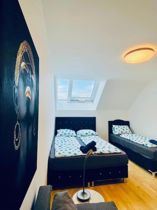Lovely 2br And 1lr Apt, Up To 10p, Very Central Apartment Wien