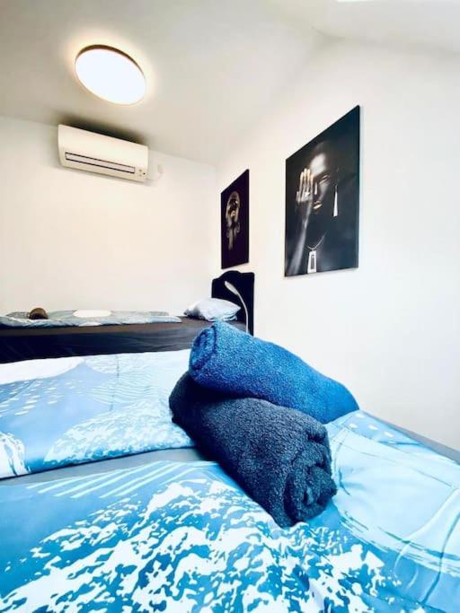 Lovely 2br And 1lr Apt, Up To 10p, Very Central Apartment *