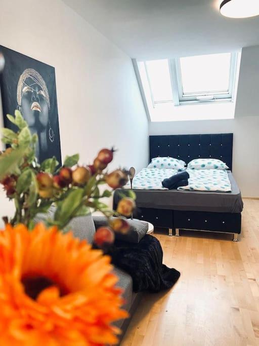 Lovely 2br And 1lr Apt, Up To 10p, Very Central * Wien