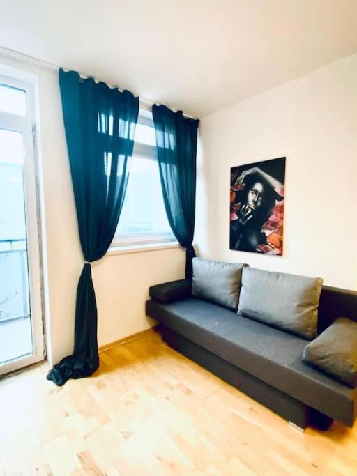 Apartment Lovely 2br And 1lr Apt, Up To 10p, Very Central Wien